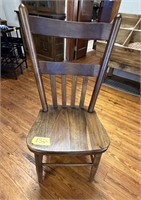 (1) AMISH HAND MADE CHAIR