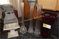 4 VASES, PLANT STAND