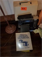VIKING SEWING MACHINE 980 W/ BOOK
