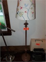 METAL BASE FLOOR LAMP