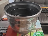 Southern Patio - Large Planter