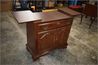 Bar / Server w/ Fold-Out Top