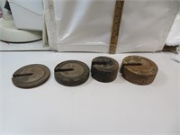 4 Vintage Cast Iron Scale Weights