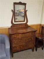 Beautiful Wooden 3 Drawer Dresser with Mirror