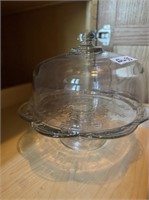 Clear Lidded glass Cake Plate