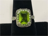 Sterling Lime Green Stone Ring 4gr TW Sz 8