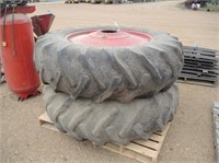 Set of 18.4 x 38 Duals #