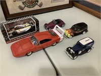 5 assorted die-cast cars