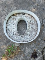 +measurements Metal "O" or "0" channel letter