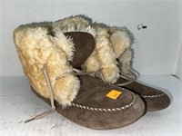 LAMO lined moccasins. Size?? 9in long