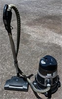 Aura Roboclean canister vacuum