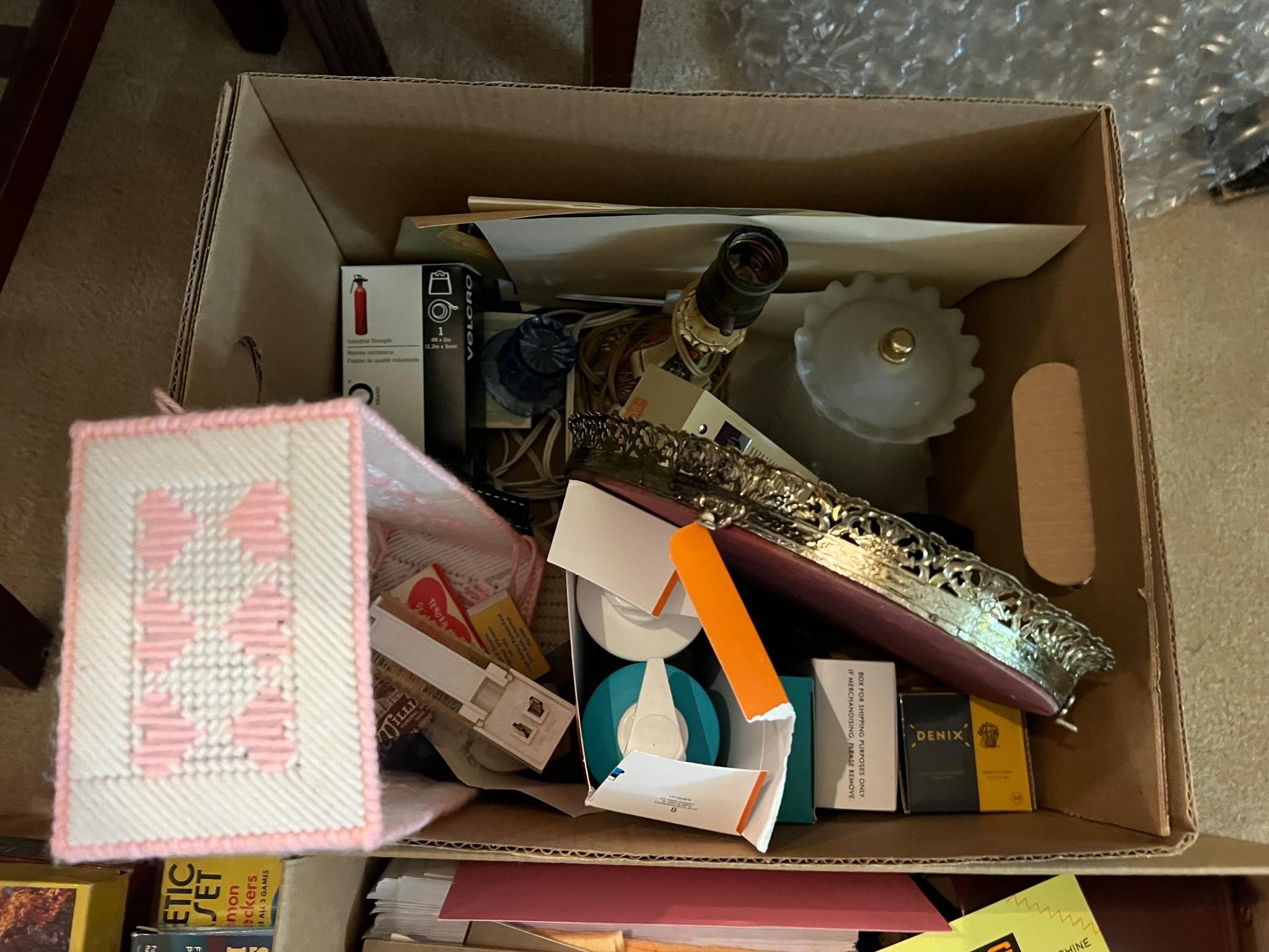 BOX LOT OF MISC