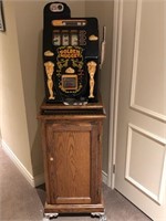 Restored Antique Slot Machine: "Golden Nugget"