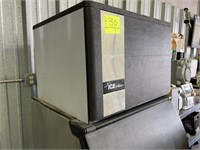 School Surplus - IceOMatic Ice Machine / Bin