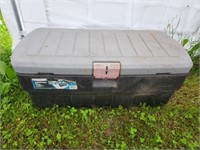 Rubbermaid action Packer 48 gallon cargo box