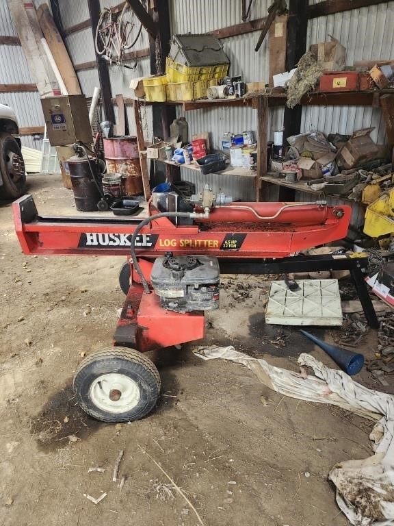 Huskee log splitter