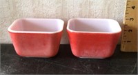 2 Pyrex refrigerator dishes