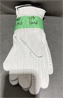 Signature Right Handed Golf Gloves Medium 4 Pack