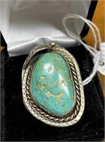 LARGE SILVER NAVAJO 7+CT GREEN TURQUOISE RING