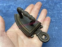 Antique cast iron toy sad iron & trivet