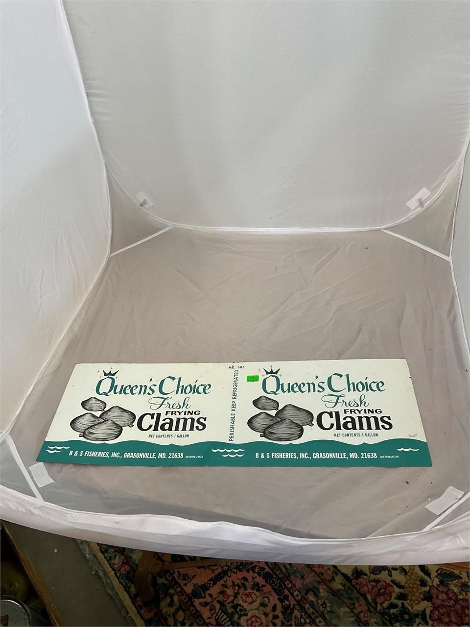 Queens Choice Clam 1 Gallon Ununsed Flat Sheet