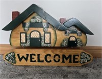 WOODEN "WELCOME" SIGN HANGING WALL ART