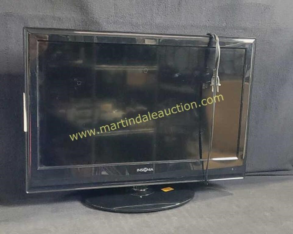Insignia 24" LCD TV  - No Remote