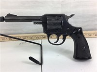 H&R model 900 .22 cal 9 shot pistol. SN: AG 2991