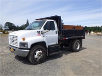 2005 Chevrolet C6500 11' S/A Dump Truck