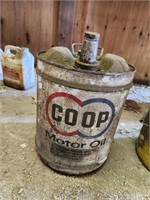 Coop can with oil