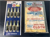 Vintage AC - Delco spark plugs.  R45TS. NOS