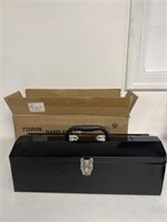 SIGN OF USAGE TORIN HAND AWAY TOOL BOX