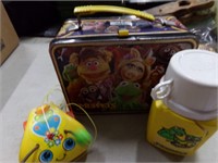 Muppet lunch box & thermos and pull toy