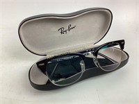 Ray Ban glasses in good condition