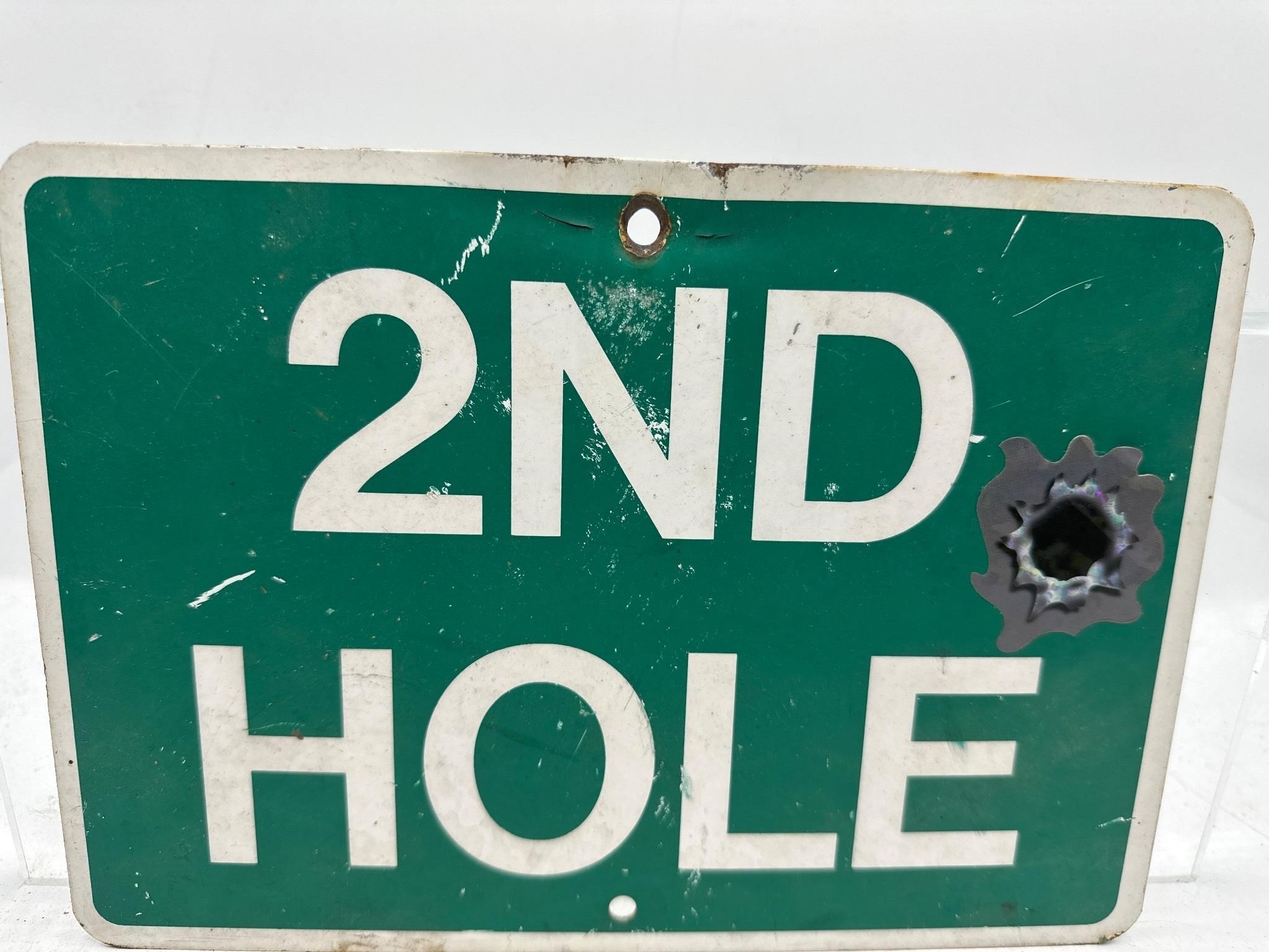 Metal 2nd hole sign