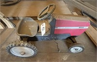Case IH 8950 Pedal Tractor-Needs Some Repair