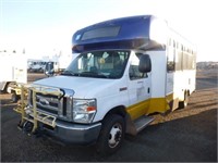 2008 Ford E450 16 Passenger Handicap Bus