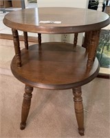 2-tiered round side table 18" diameter