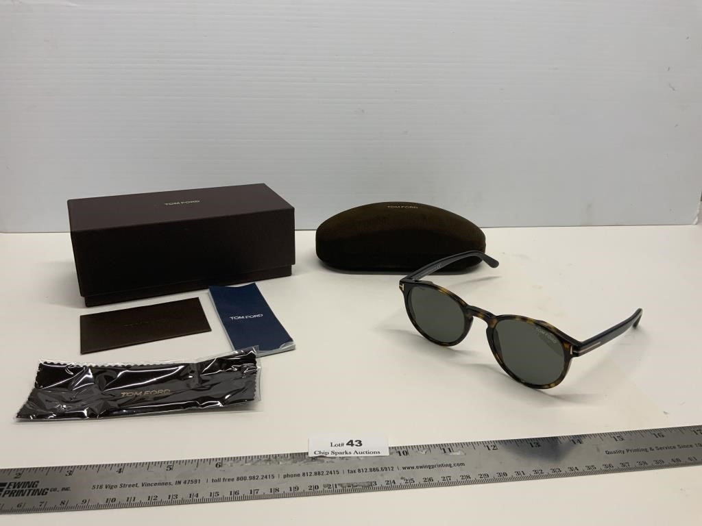 Tom Ford ISN-02 TF591 Sunglasses