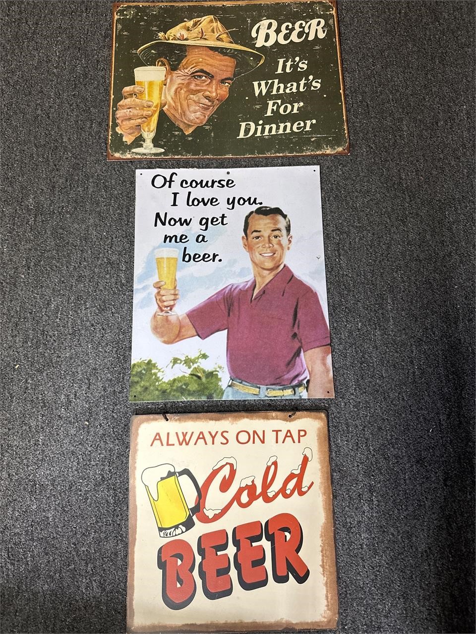 Novelty metal beer signs