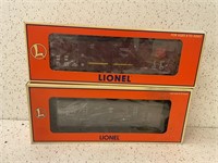 2 LIONEL TRAIN CARS