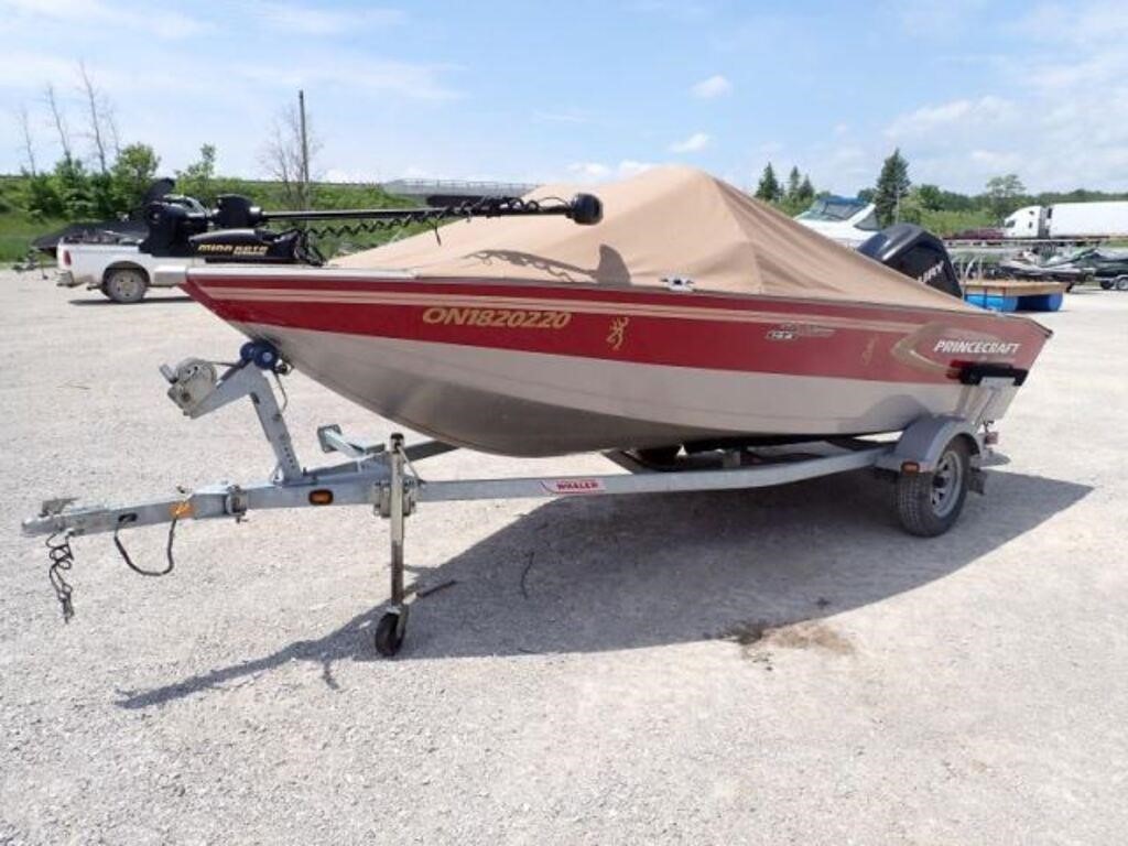 2008 PrinceCraft Pro Series 165 16 Ft Fishing Boat