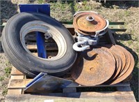 (AG) Pallet: Wright Chain Hoist, Front Tractor