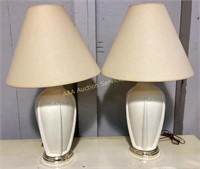 Cream color Pair of ceramic table lamps with