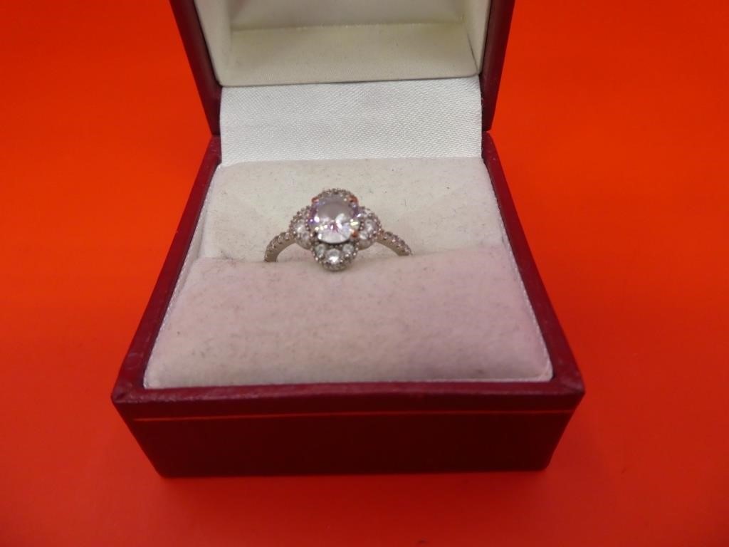 COLLECTIBLE JEWELRY ONLINE AUCTION