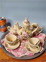 Vintage Lily Creek Tea Set +++