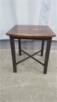 SIDE TABLE / END TABLE