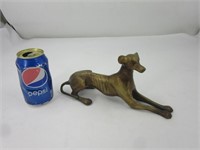 Statue de chien en brass