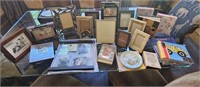 Picture Frames & Photo Albums / Scrap Books