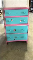 4 drawer dresser, 22”x45”